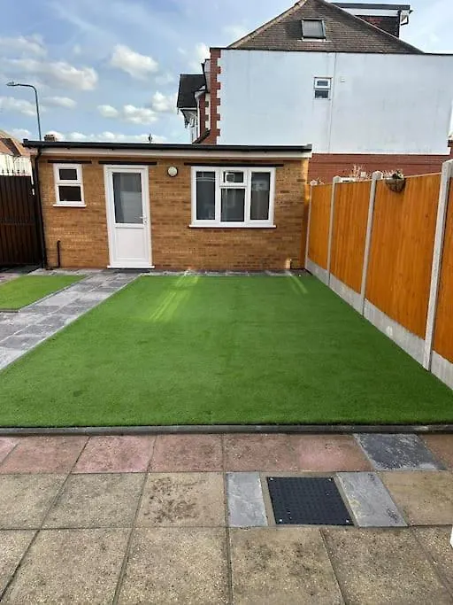 Ashburton House Villa Ilford